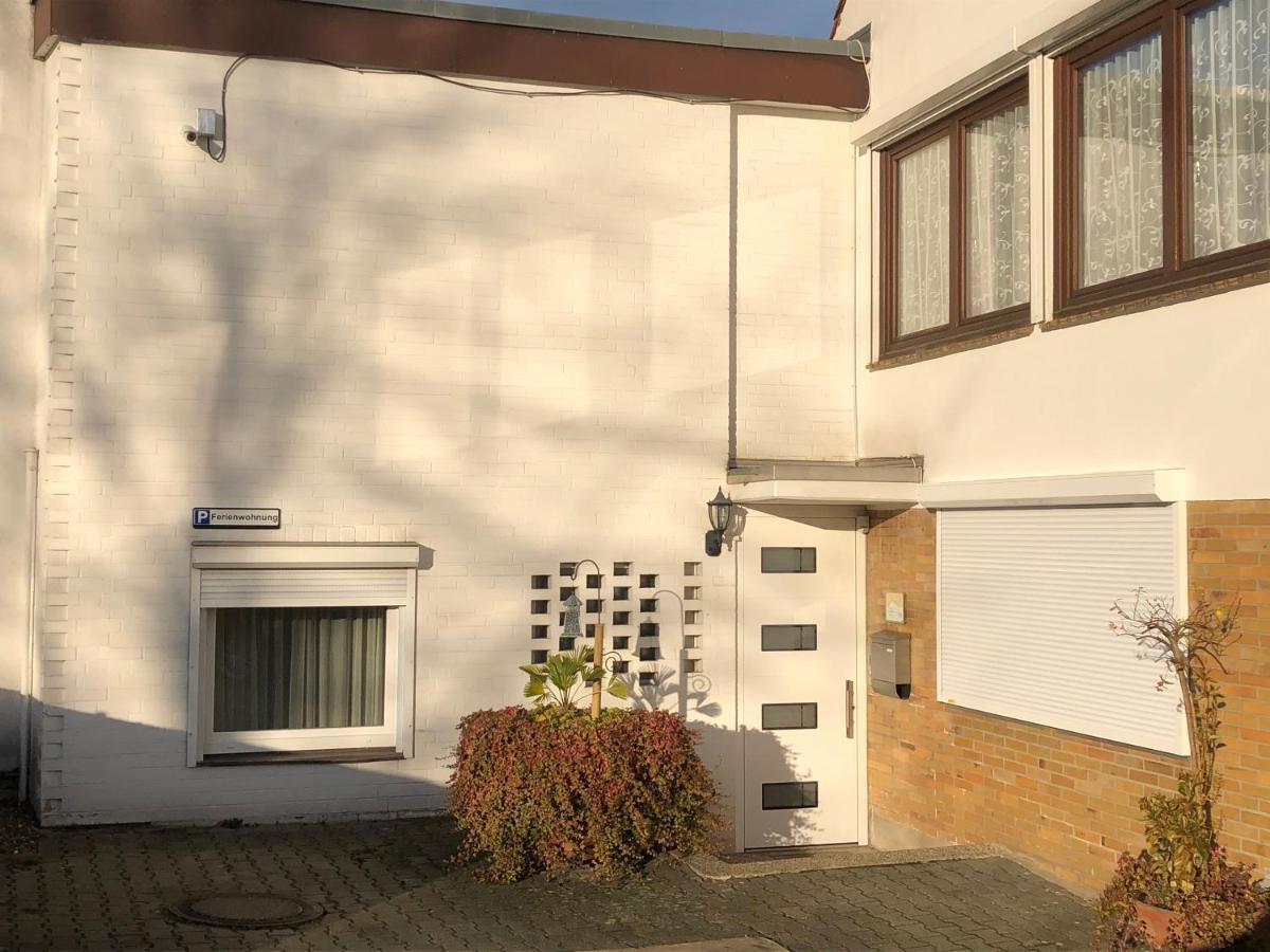 Ferienwohnung Apartment Dettum Mit Eigenem Bad, Kochnische Und Wintergarten Exterior photo